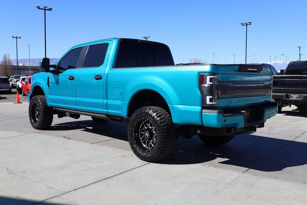 Used 2017 Ford F350 Platinum w/ FX4 4x4 Off Road Package image 4