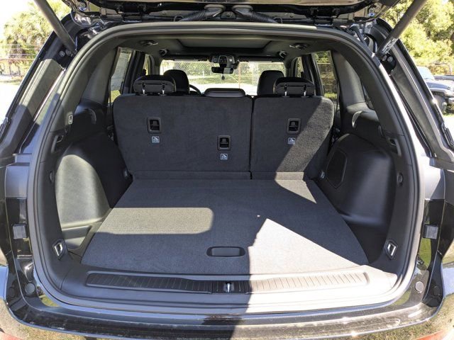 New 2026 Jeep Grand Cherokee Limited w/ Limited Altitude Package RWD image 12