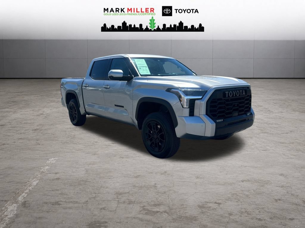 Used 2022 Toyota Tundra SR5 w/ Advanced Technology Package AWD/4WD image 7