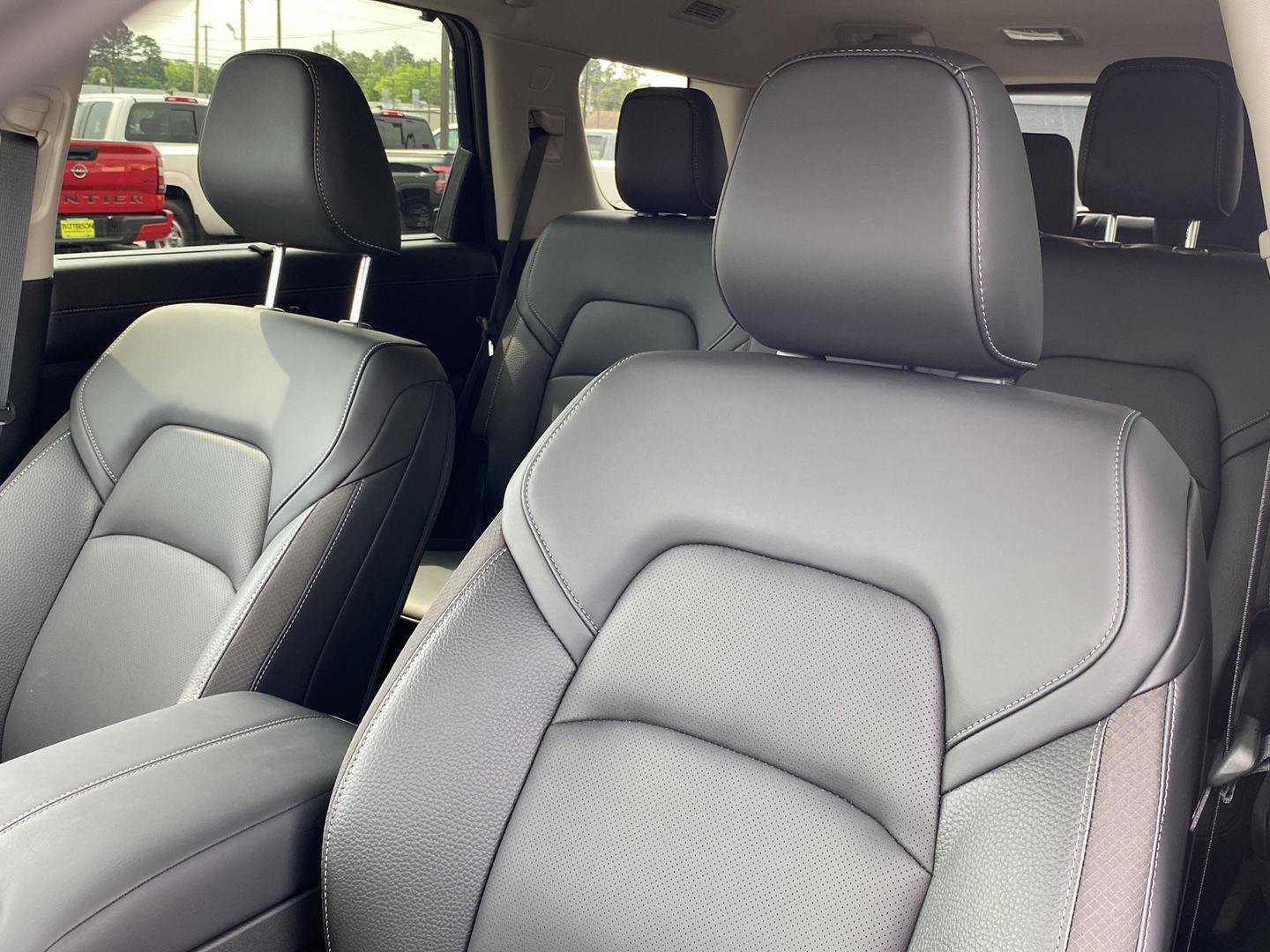 New 2026 Nissan Pathfinder SL w/ SL Premium Package (P04) FWD image 35