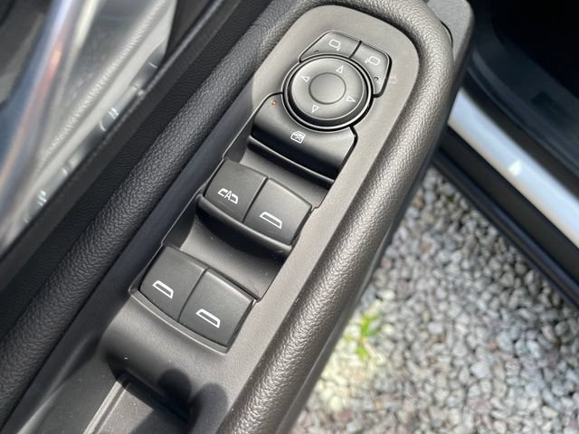 Used 2023 GMC Terrain SLE w/ Driver Convenience Package AWD/4WD image 26
