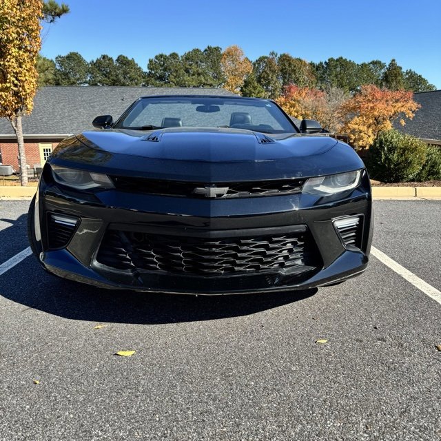 Used 2018 Chevrolet Camaro SS image 13