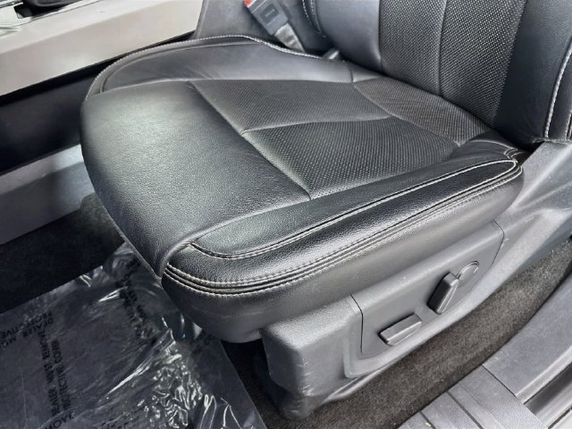 Used 2019 Ford F150 Lariat w/ Trailer Tow Package AWD/4WD image 18