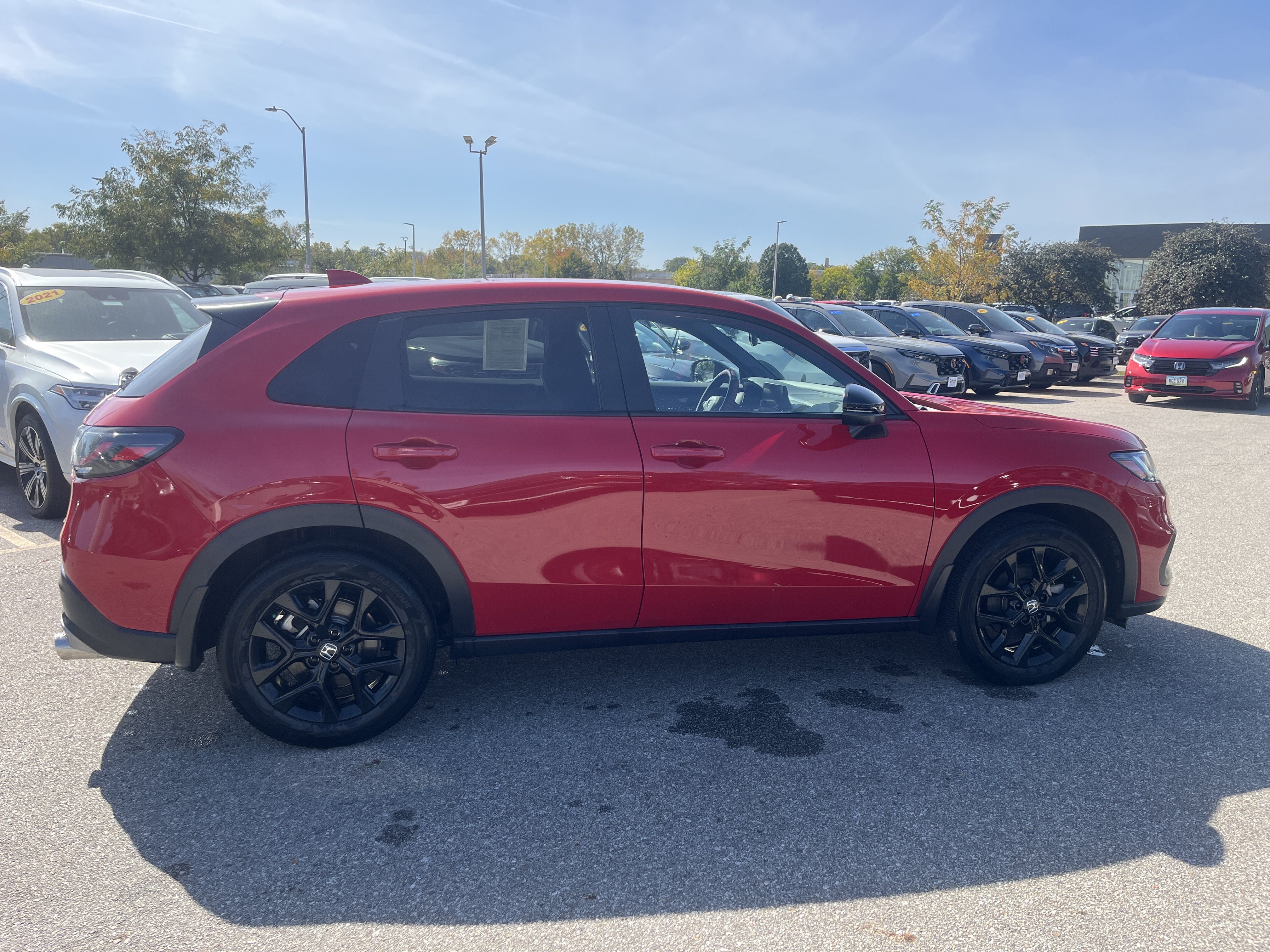 Certified 2025 Honda HR-V Sport image 4