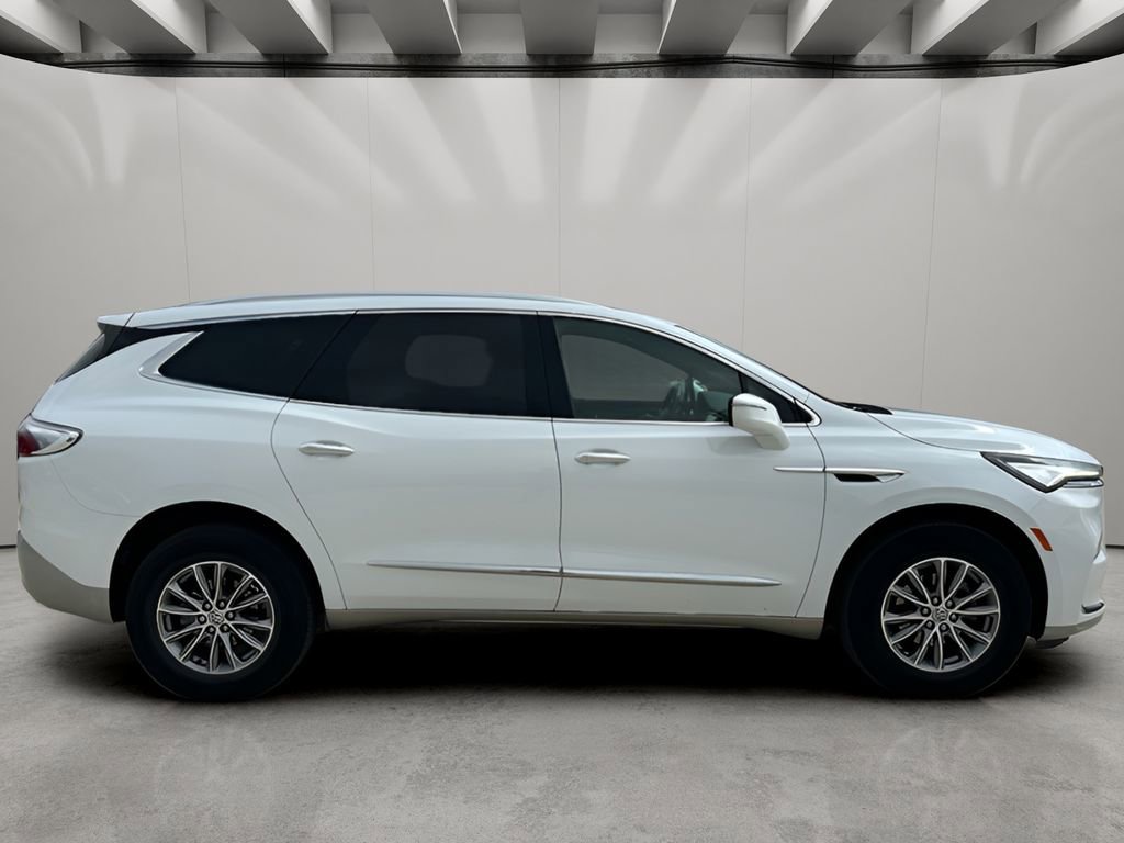 Used 2024 Buick Enclave Essence w/ LPO, Floor Liner Package FWD image 6
