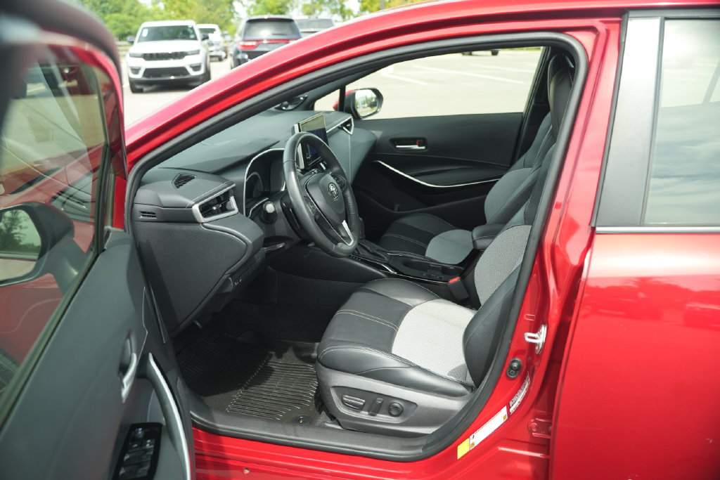Used 2024 Toyota Corolla XSE FWD image 12