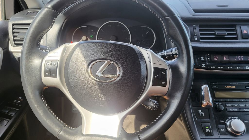 Used 2012 Lexus CT 200h Premium w/ Premium Audio Pkg image 27