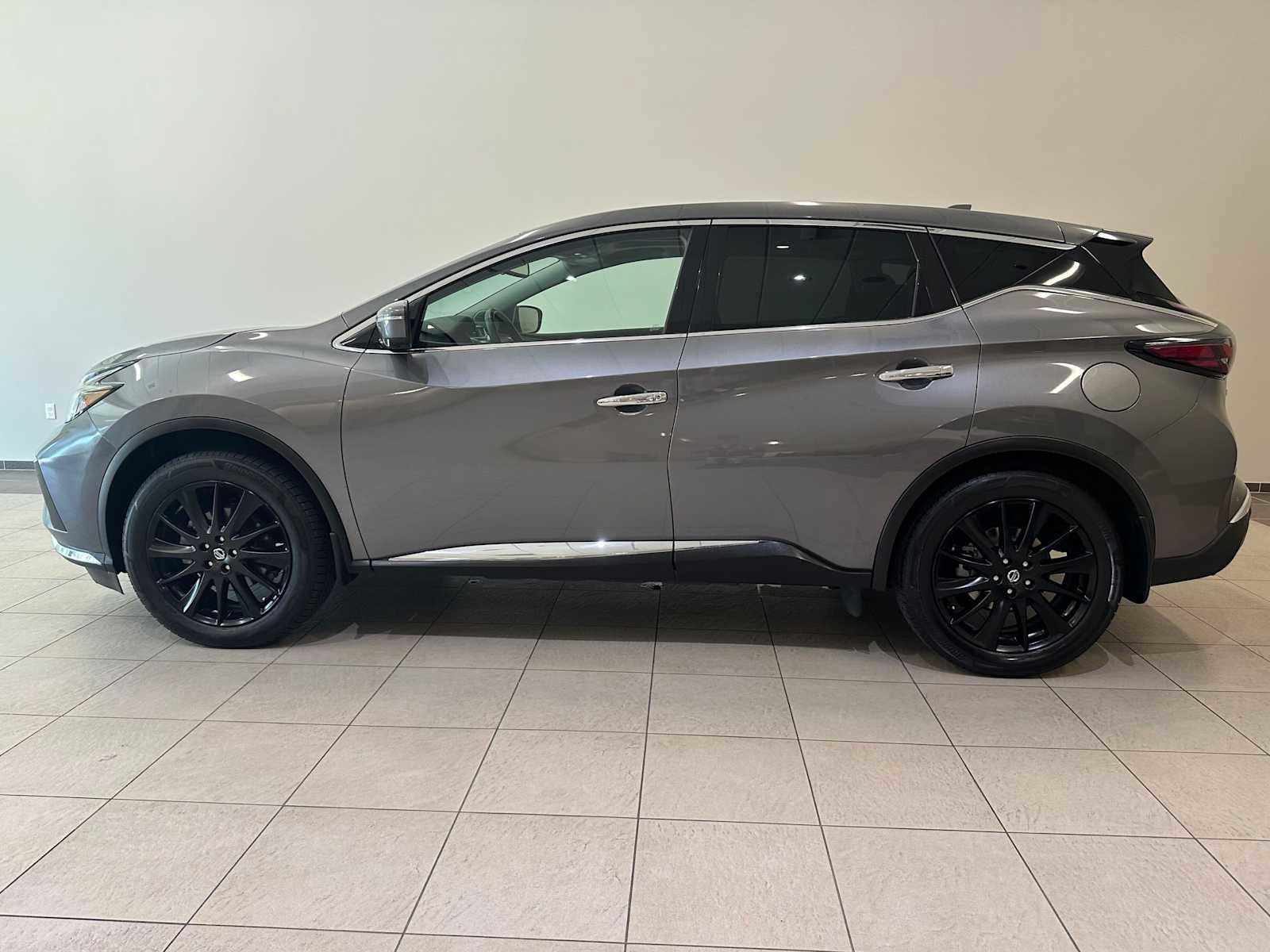Used 2022 Nissan Murano SL w/ SL Moonroof Package AWD/4WD image 3
