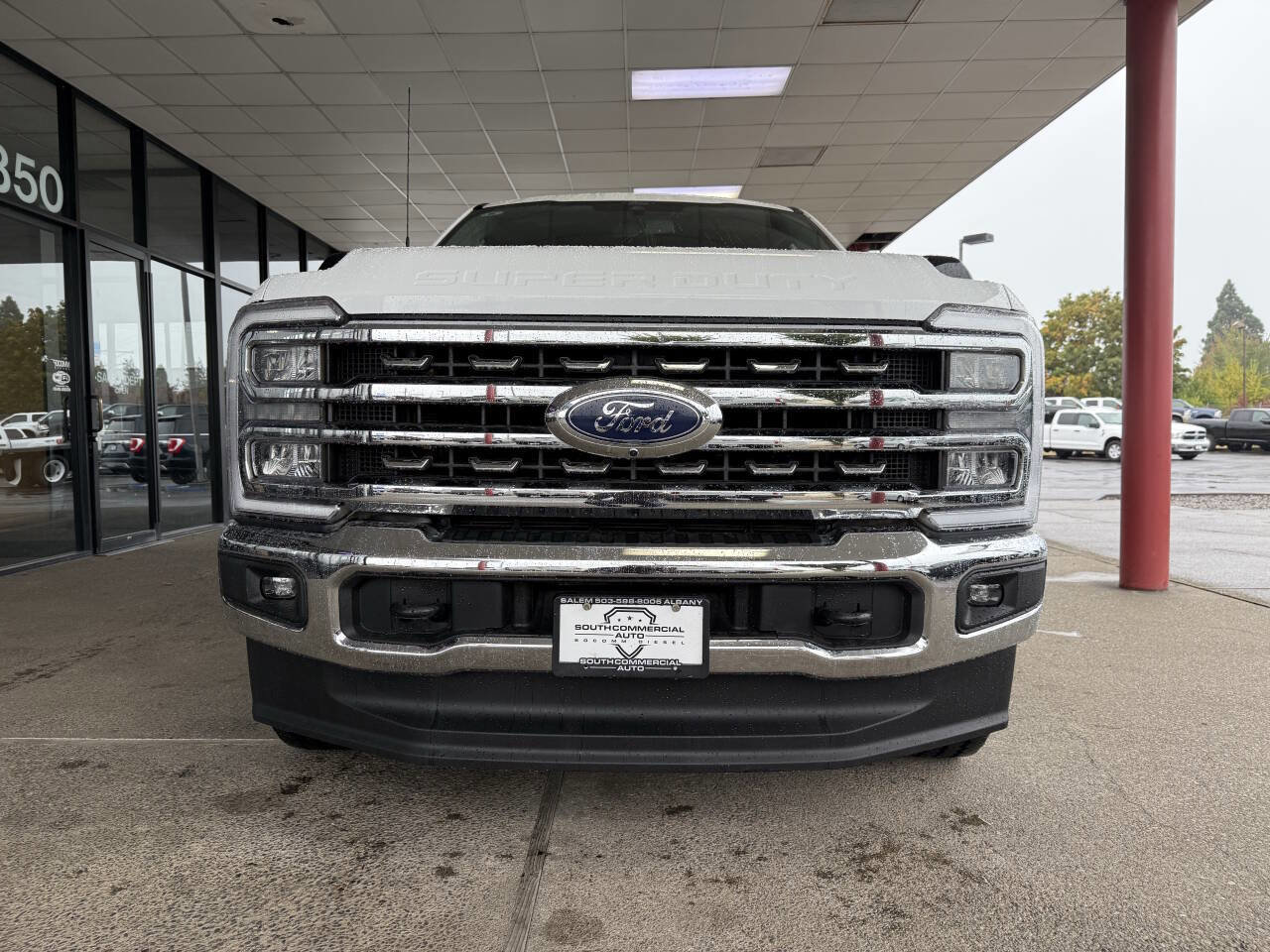 Used 2024 Ford F350 Lariat image 16