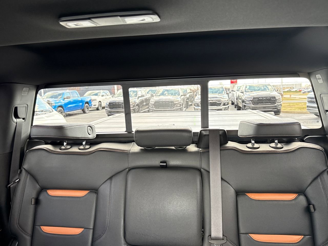 Used 2024 GMC Sierra 1500 AT4 w/ Technology Package image 28