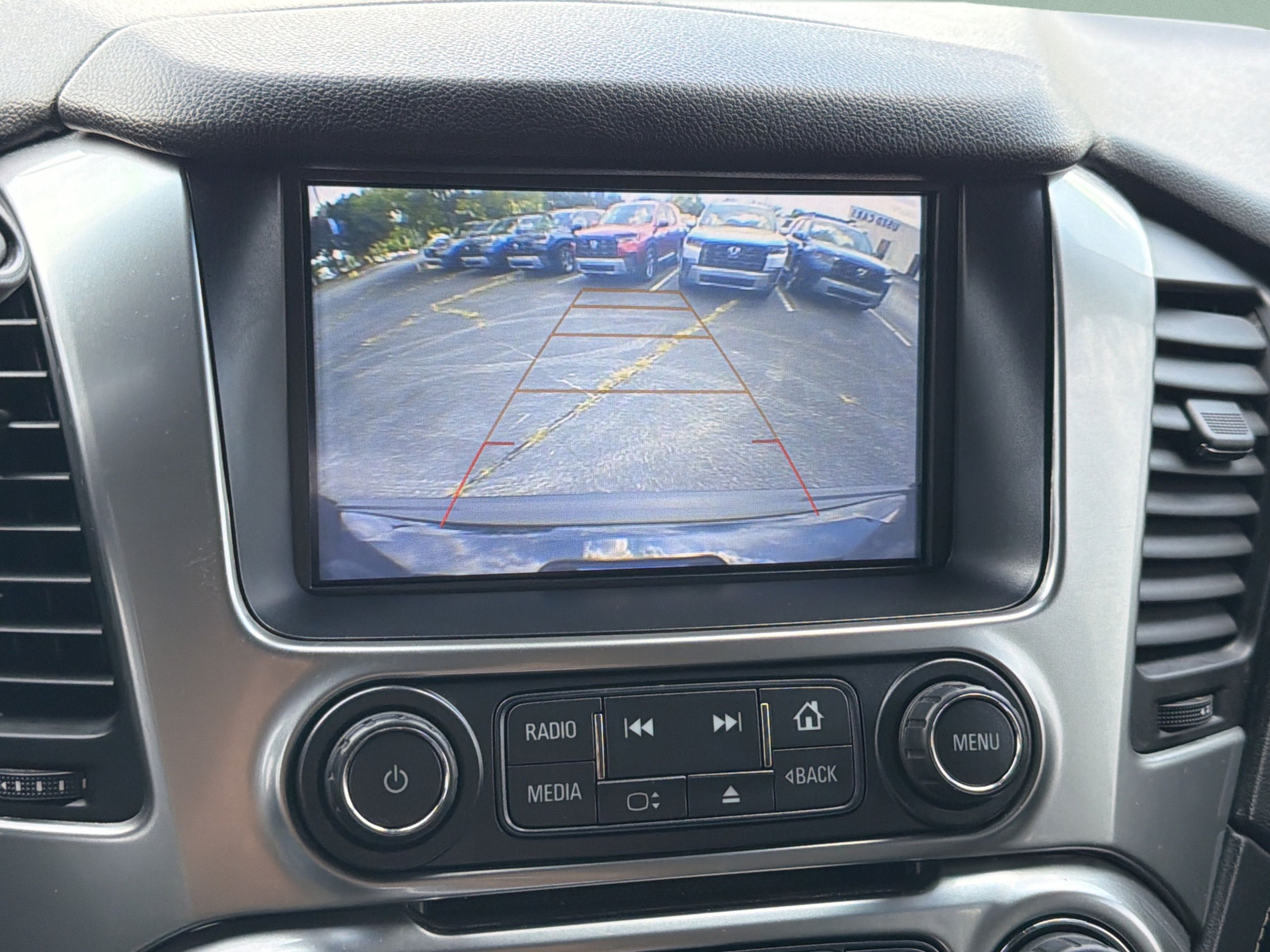 Used 2018 Chevrolet Tahoe LS w/ All-Season Package AWD/4WD image 17