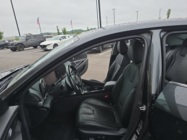 Used 2023 Hyundai Elantra Limited FWD image 12