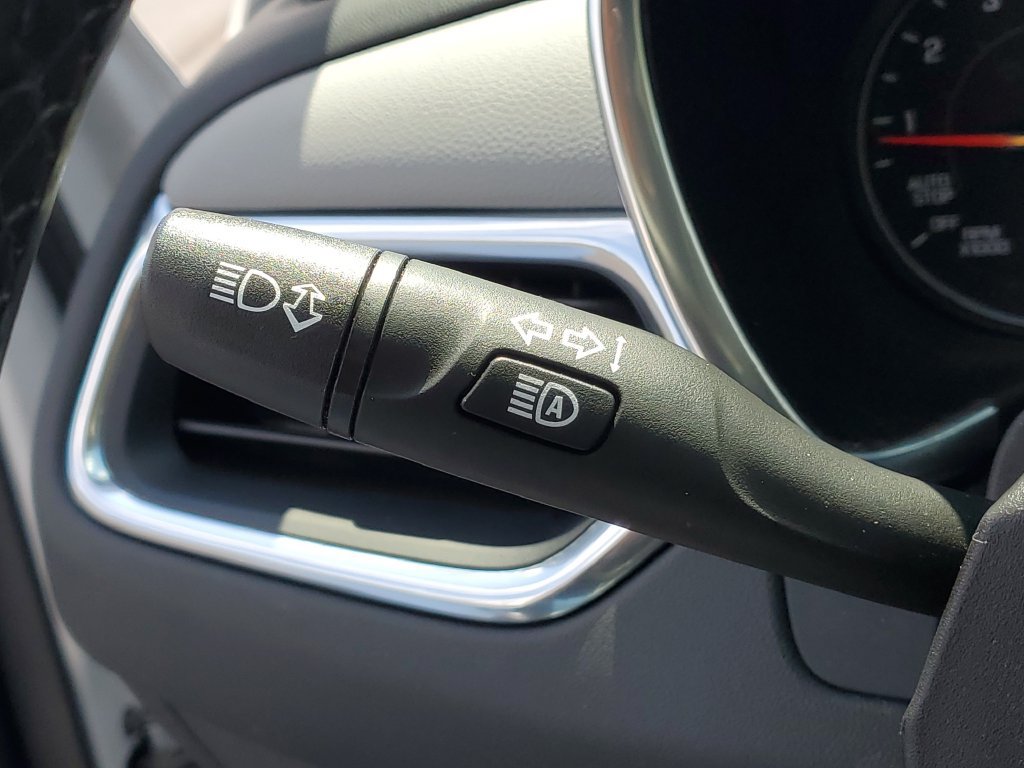Used 2024 Chevrolet Equinox LT FWD image 11