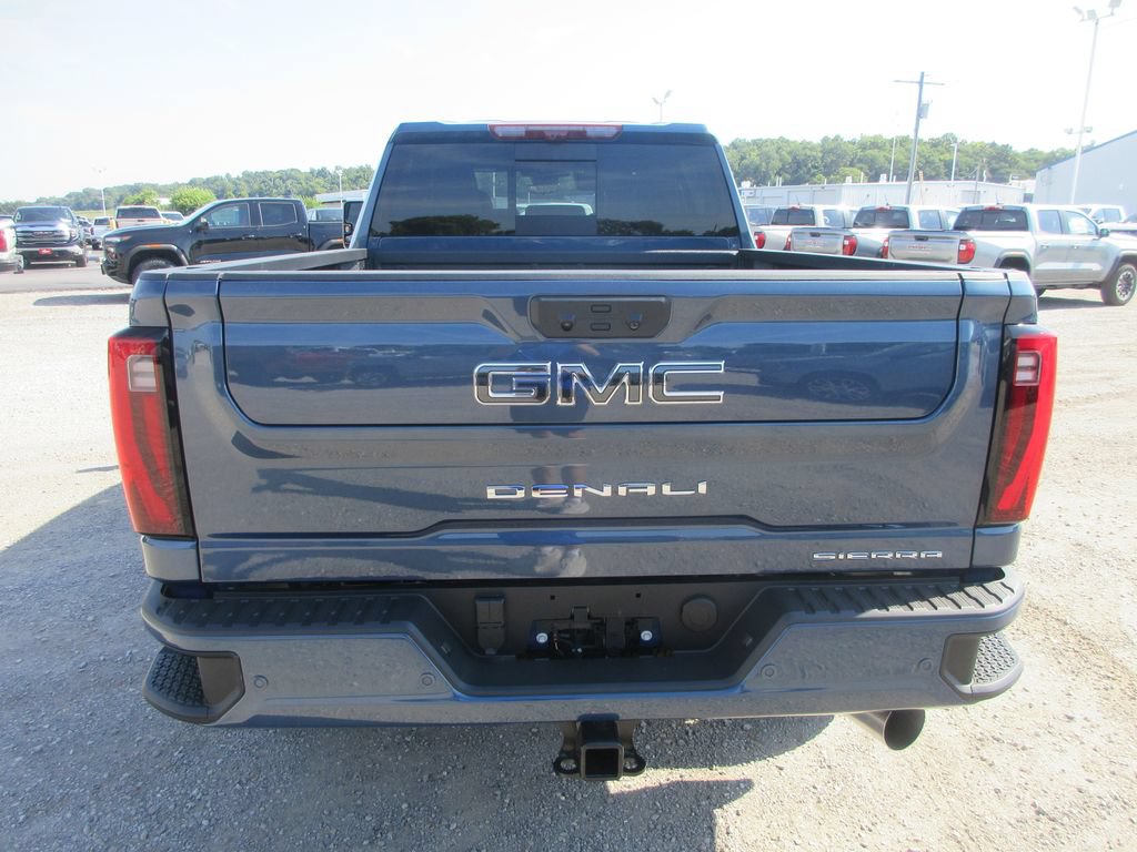 New 2026 GMC Sierra 2500 Denali Ultimate AWD/4WD image 6