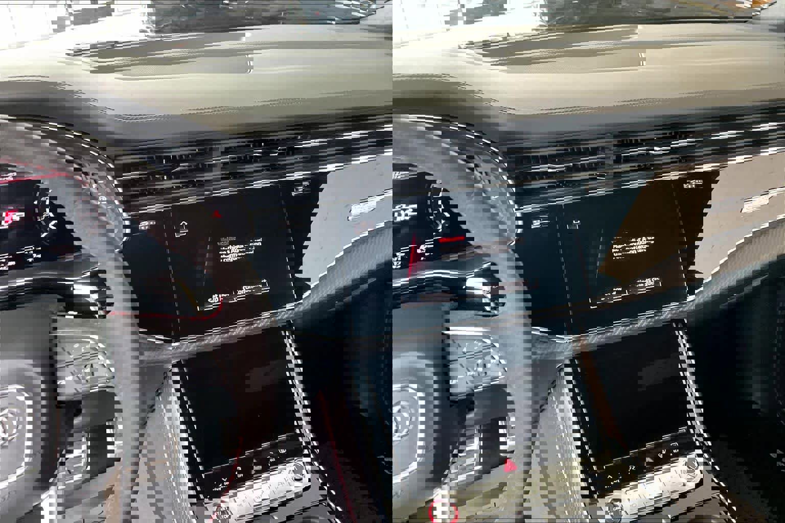 New 2026 Audi RS Q8 performance image 6