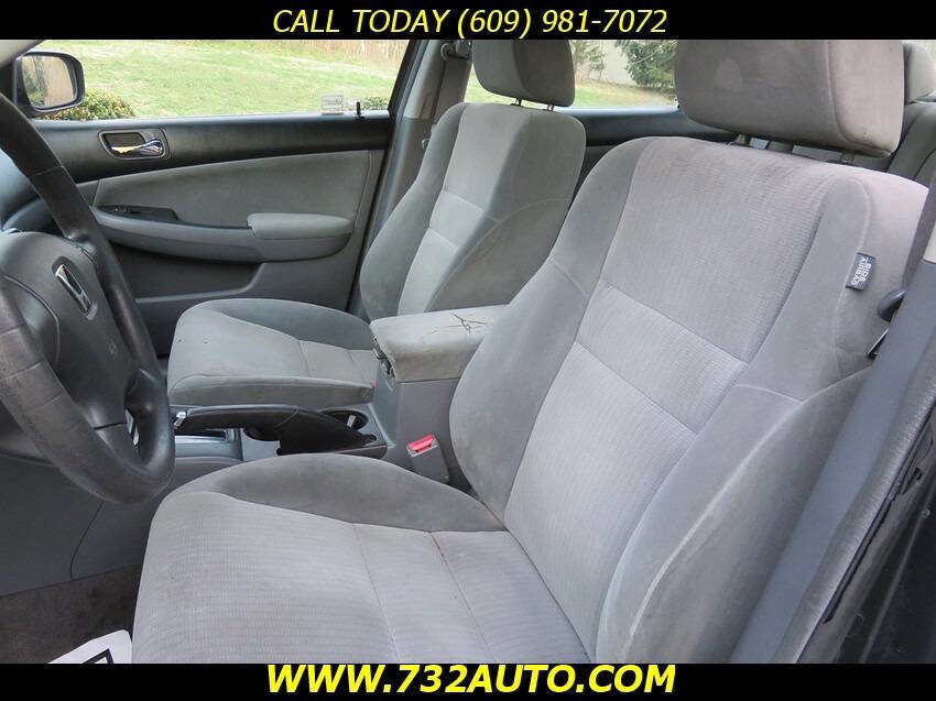 Used 2005 Honda Accord LX image 30