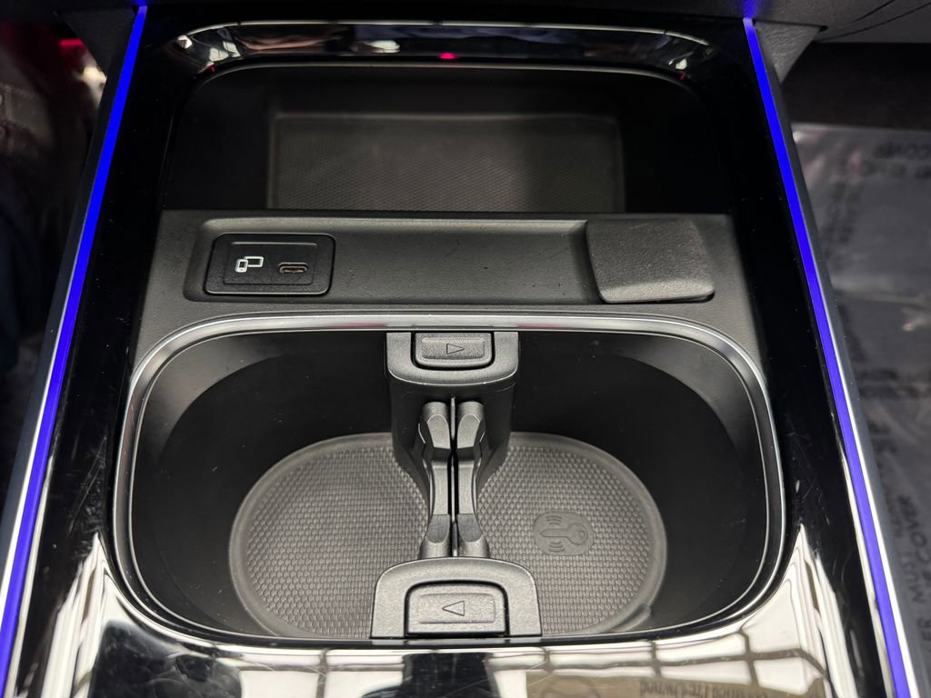 Certified 2022 Mercedes-Benz GLB 35 AMG 4MATIC image 19