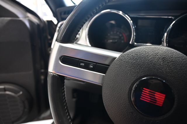 Used 2005 Ford Mustang GT Premium RWD image 21