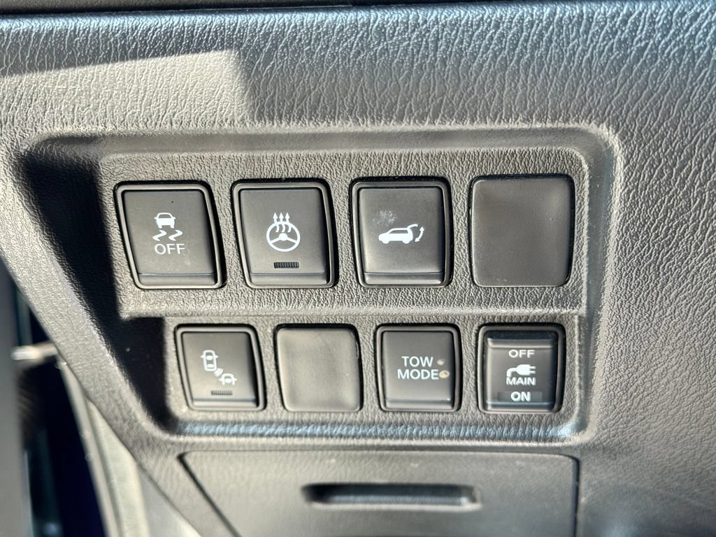 Used 2019 Nissan Pathfinder SL AWD/4WD image 37