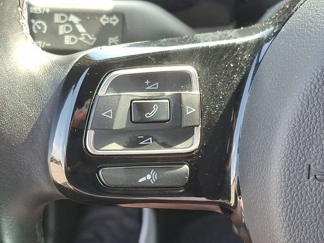 Used 2019 Volkswagen Beetle 2.0T S image 22