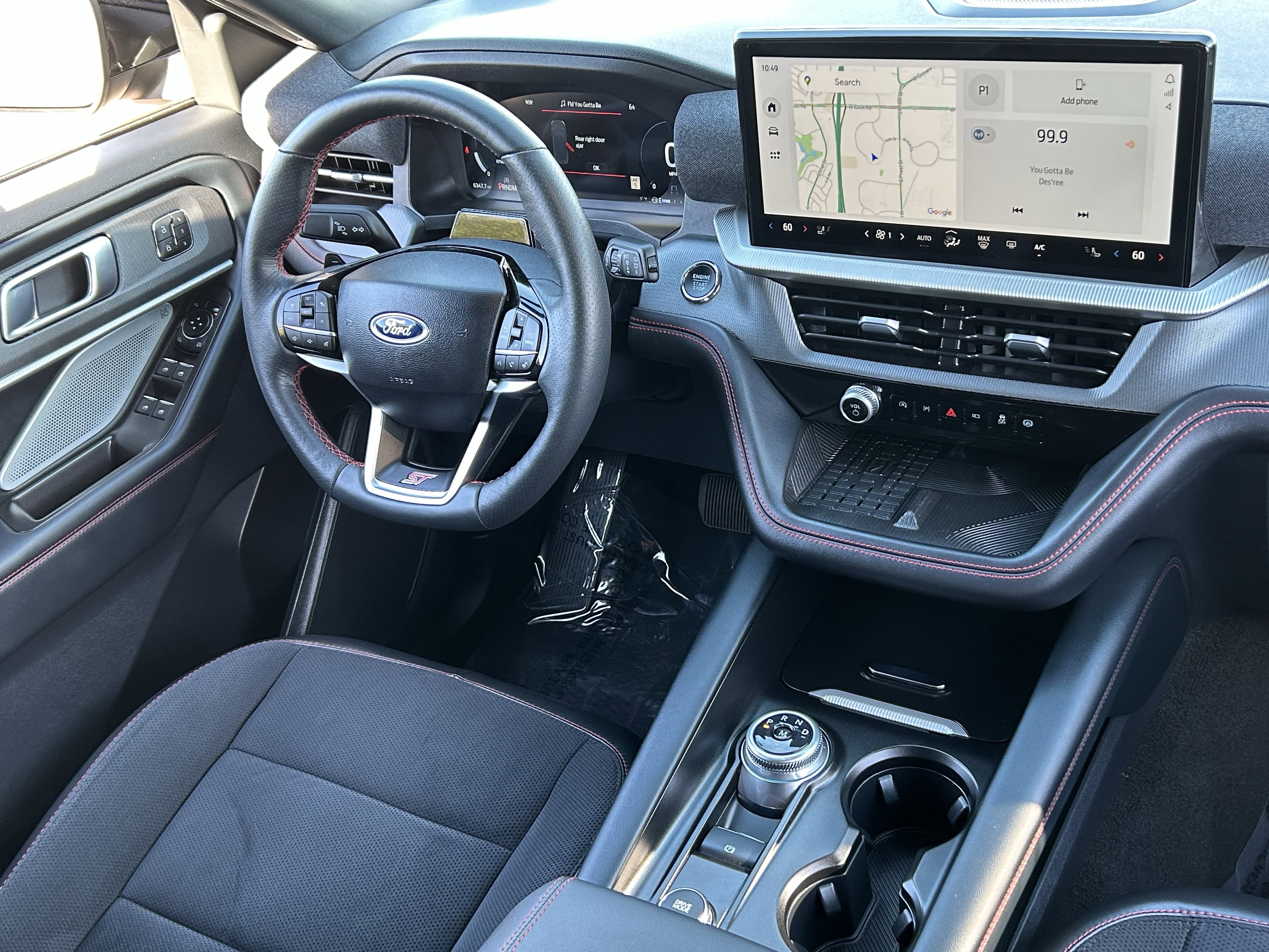 Used 2025 Ford Explorer ST image 13