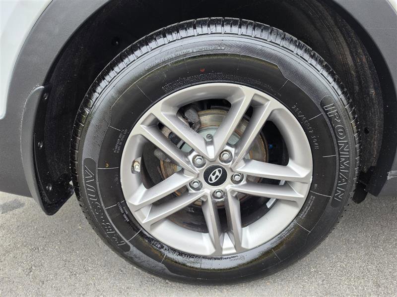 Used 2018 Hyundai Santa Fe Sport w/ 2.4L Tech Package 04 AWD/4WD image 60