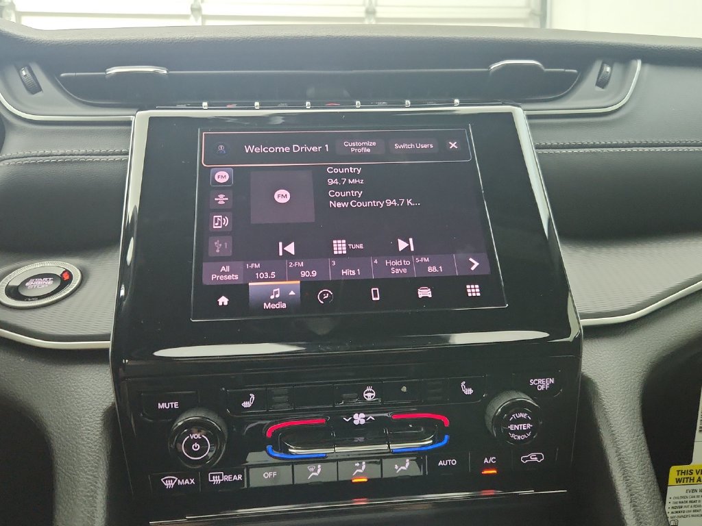 New 2026 Jeep Grand Cherokee Laredo X AWD/4WD image 23