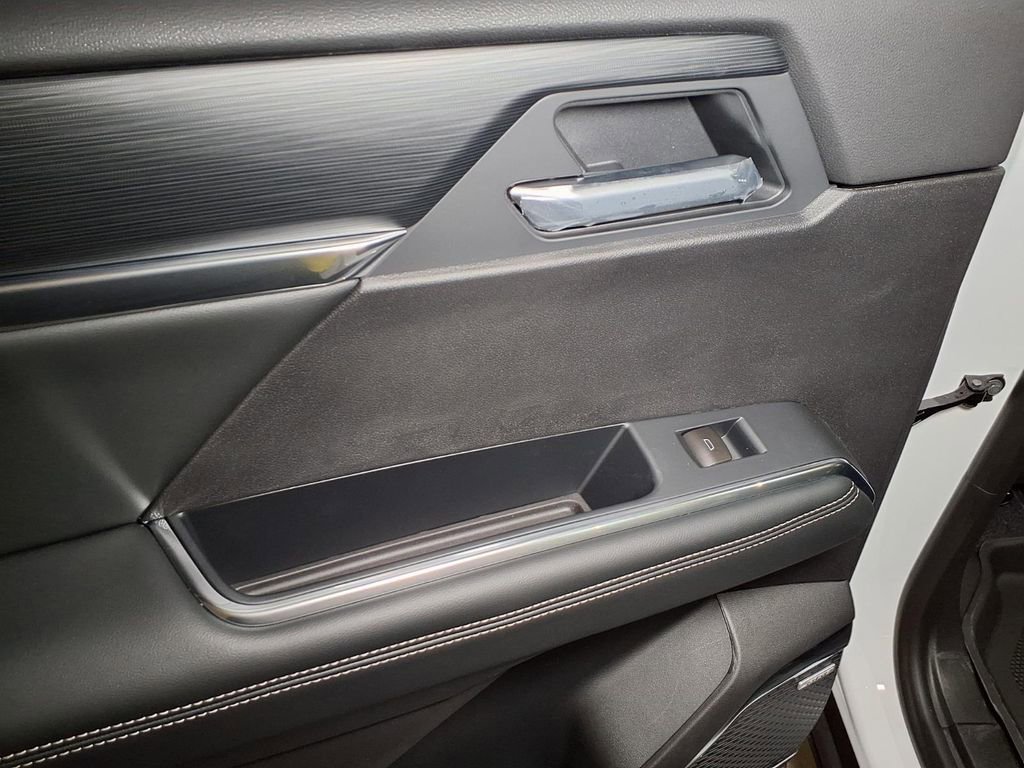 New 2026 GMC Acadia Elevation w/ Black Edition FWD image 9