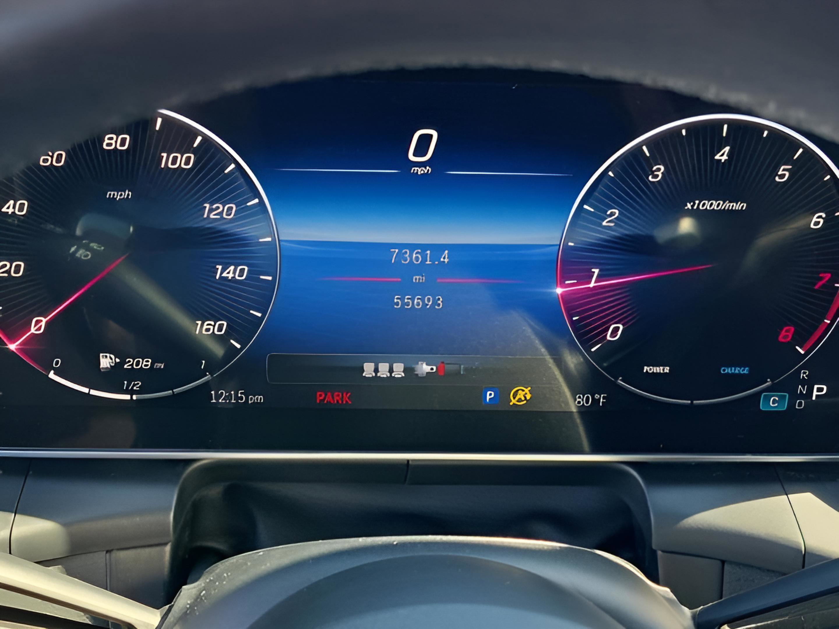 Used 2023 Mercedes-Benz GLC 300 image 25