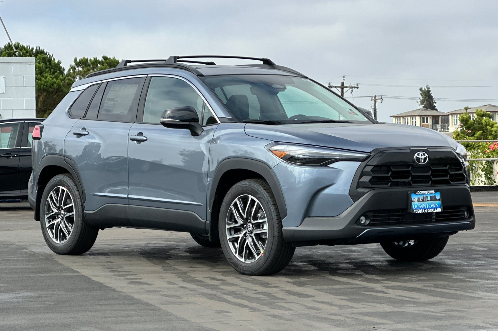 New 2026 Toyota Corolla Cross XLE w/ Convenience Package AWD/4WD image 2