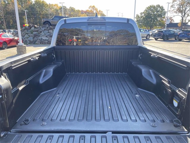 Used 2021 Toyota Tacoma TRD Sport w/ Technology Package image 9