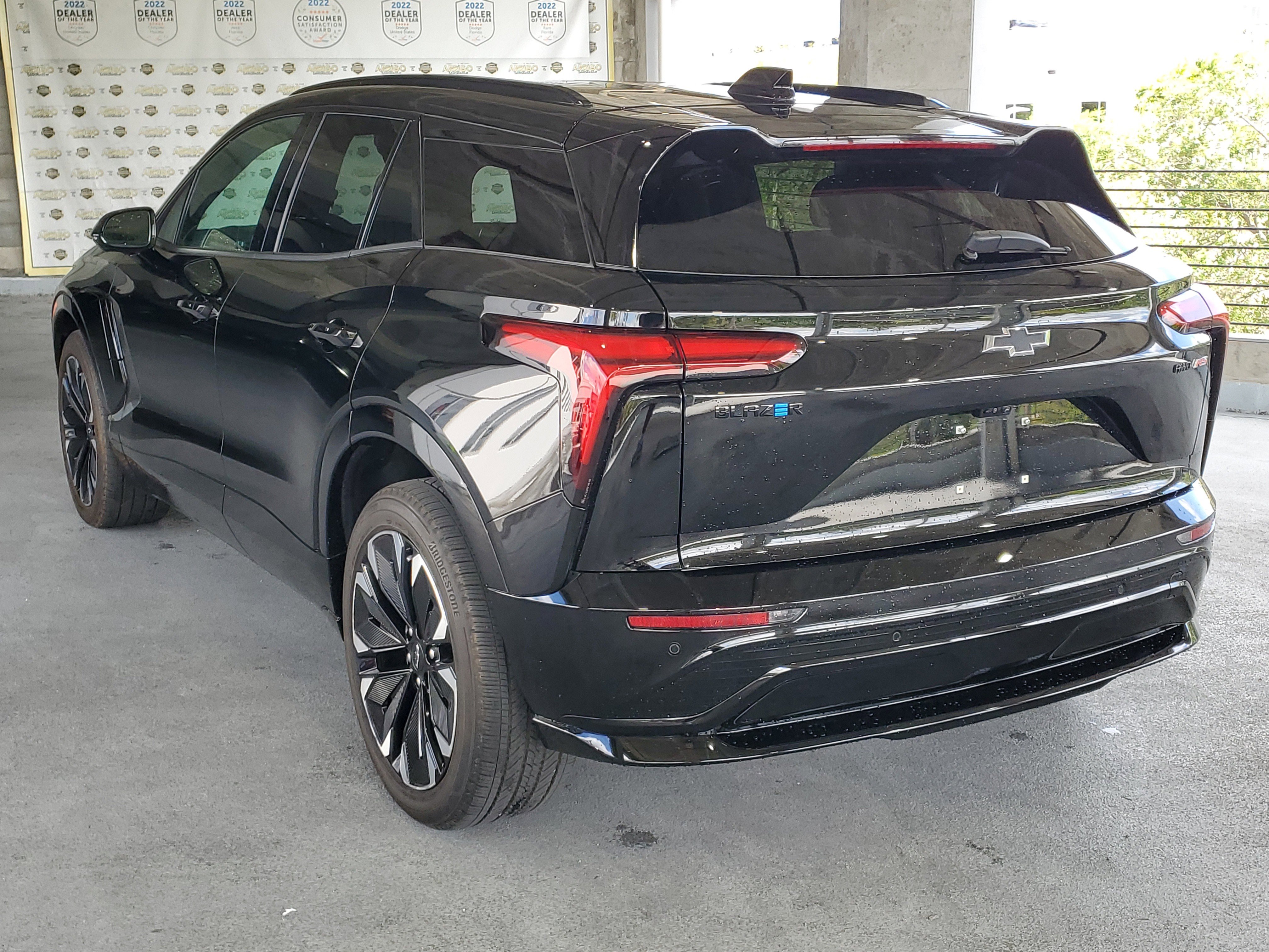 Used 2024 Chevrolet Blazer EV RS image 3