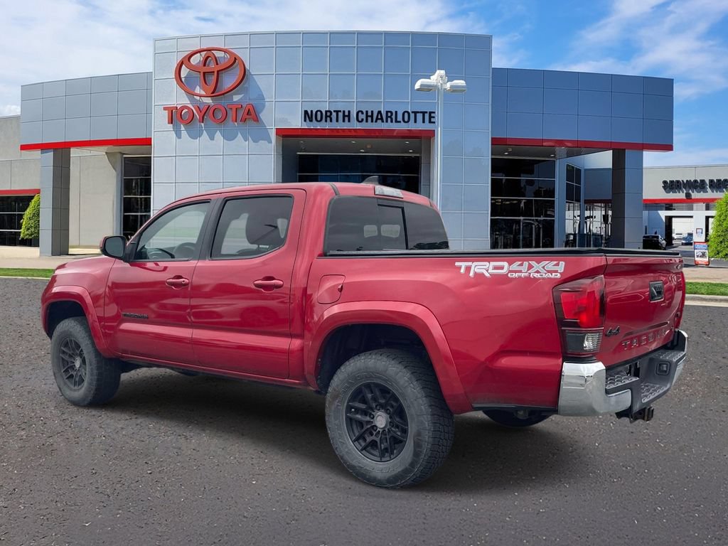 Used 2020 Toyota Tacoma SR5 AWD/4WD image 6