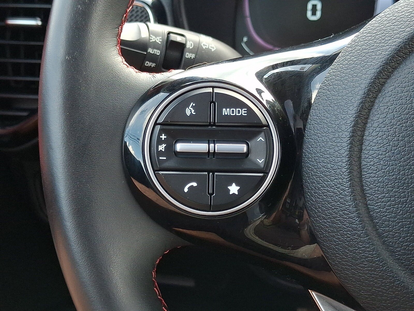 Used 2023 Kia Soul GT-Line w/ GT-Line Technology Package FWD image 28