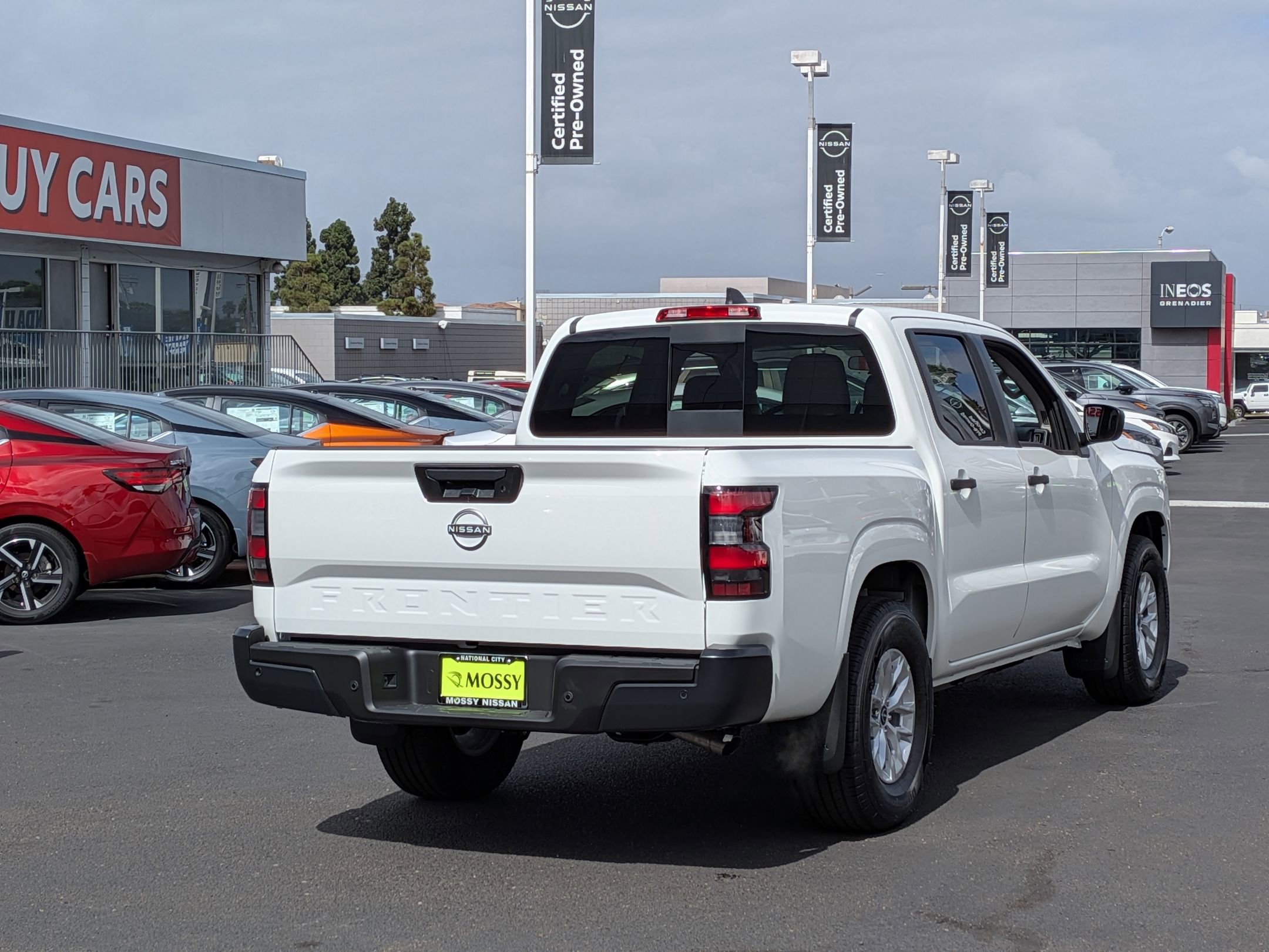New 2026 Nissan Frontier S image 8