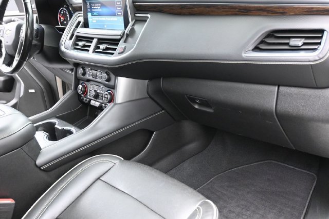 Used 2021 Chevrolet Tahoe Premier w/ Premium Package AWD/4WD image 35