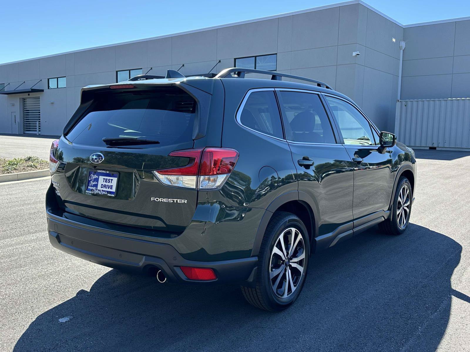 Used 2023 Subaru Forester Limited AWD/4WD image 27