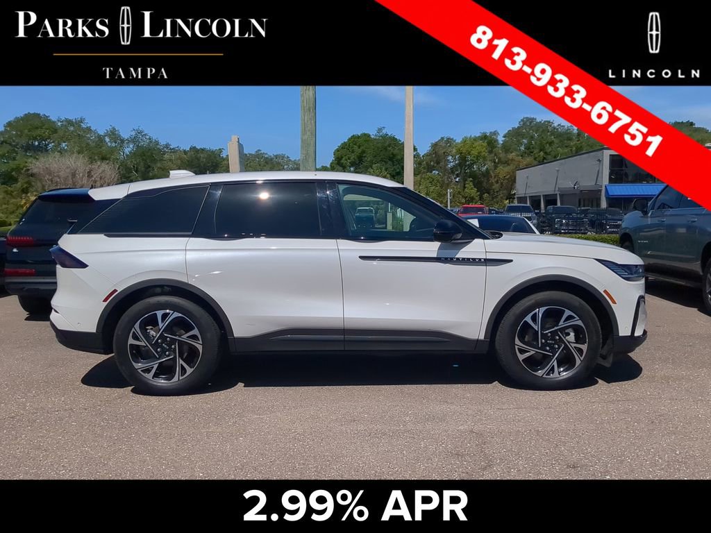 Certified 2024 Lincoln Nautilus Premier w/ Jet Appearance Package AWD/4WD image 3
