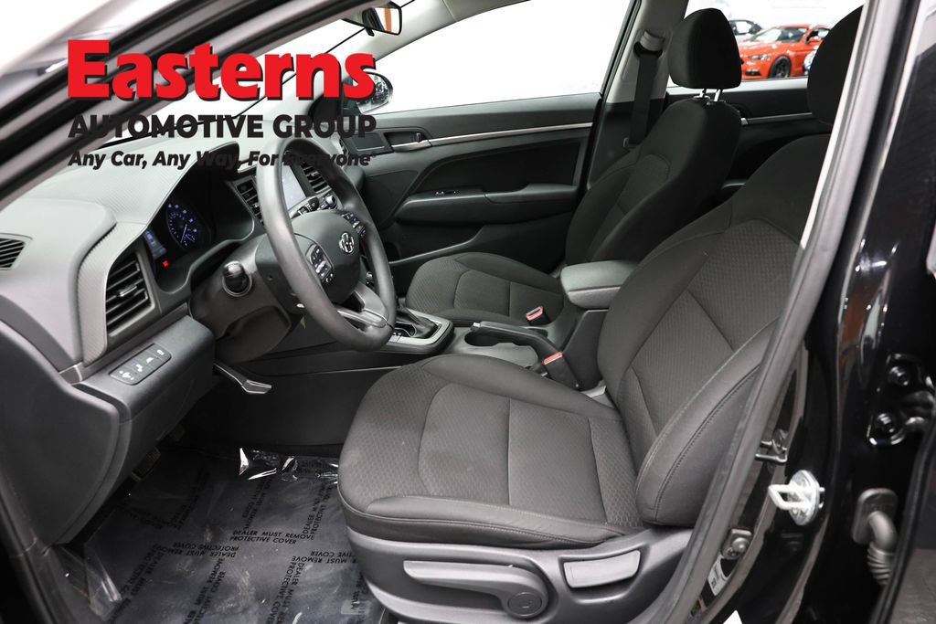 Used 2020 Hyundai Elantra SEL w/ Cargo Package (C1) FWD image 13