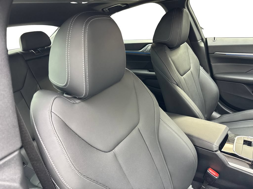Used 2024 BMW i4 eDrive35 w/ Convenience Package RWD image 45