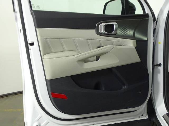 Used 2022 Kia Sorento SX image 14
