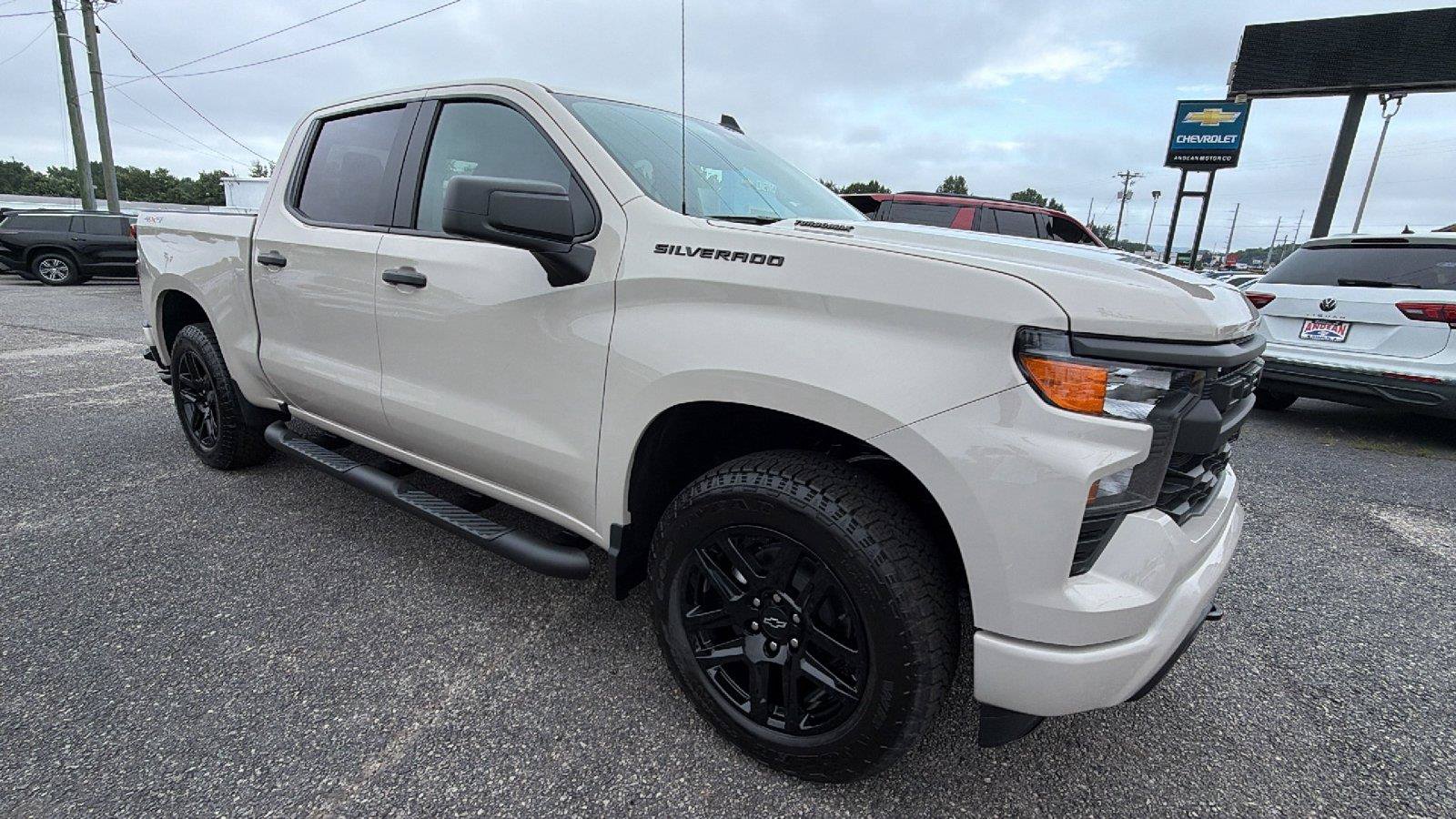 New 2026 Chevrolet Silverado 1500 Custom w/ Turbomax Blackout Package AWD/4WD image 6