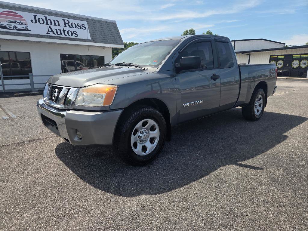 Used 2014 Nissan Titan S RWD image 2