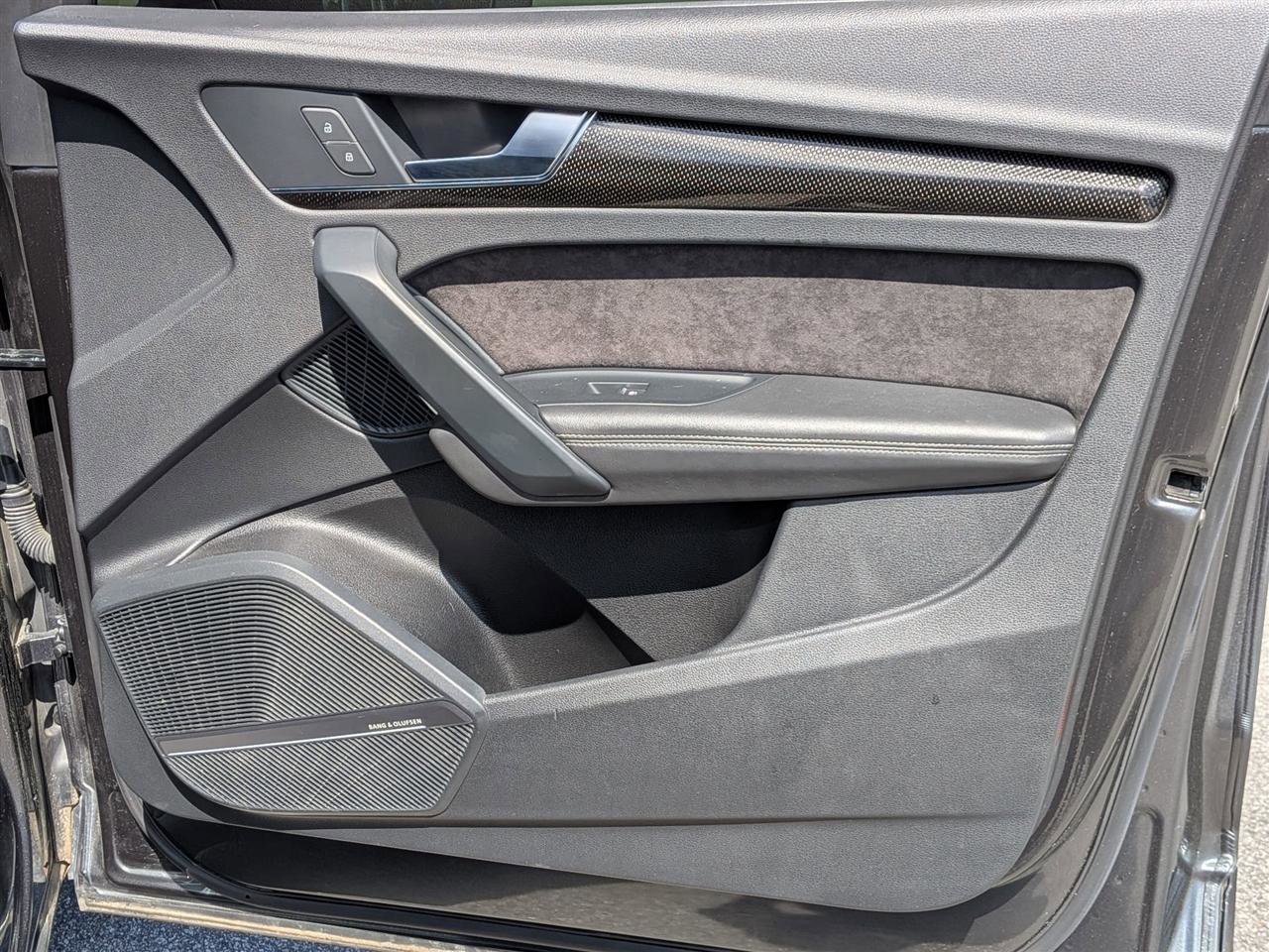 Used 2020 Audi SQ5 Prestige w/ Prestige Package image 32