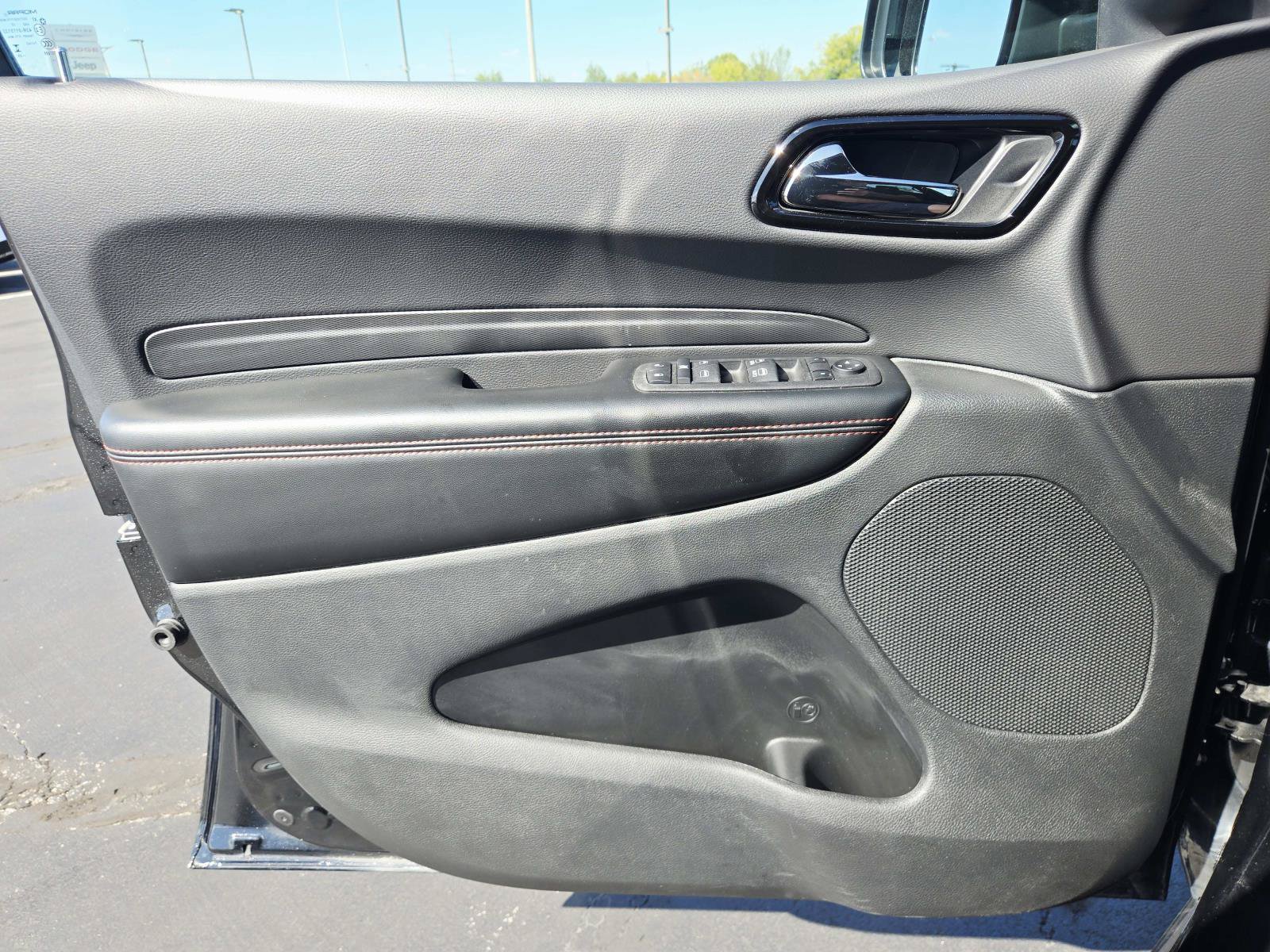 Used 2025 Dodge Durango GT AWD/4WD image 39