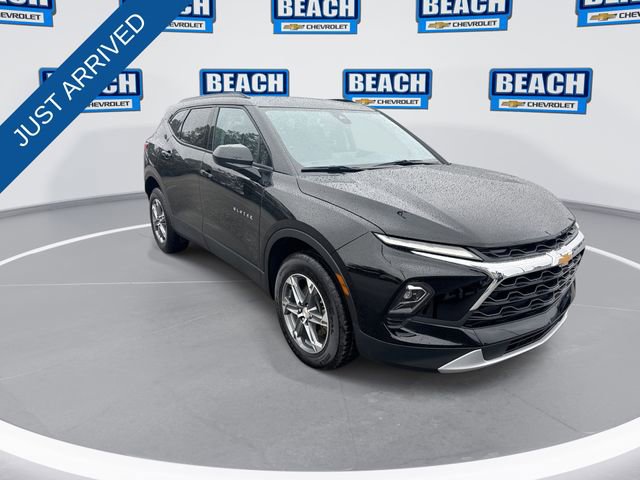 Used 2024 Chevrolet Blazer LT w/ Convenience Package image 2
