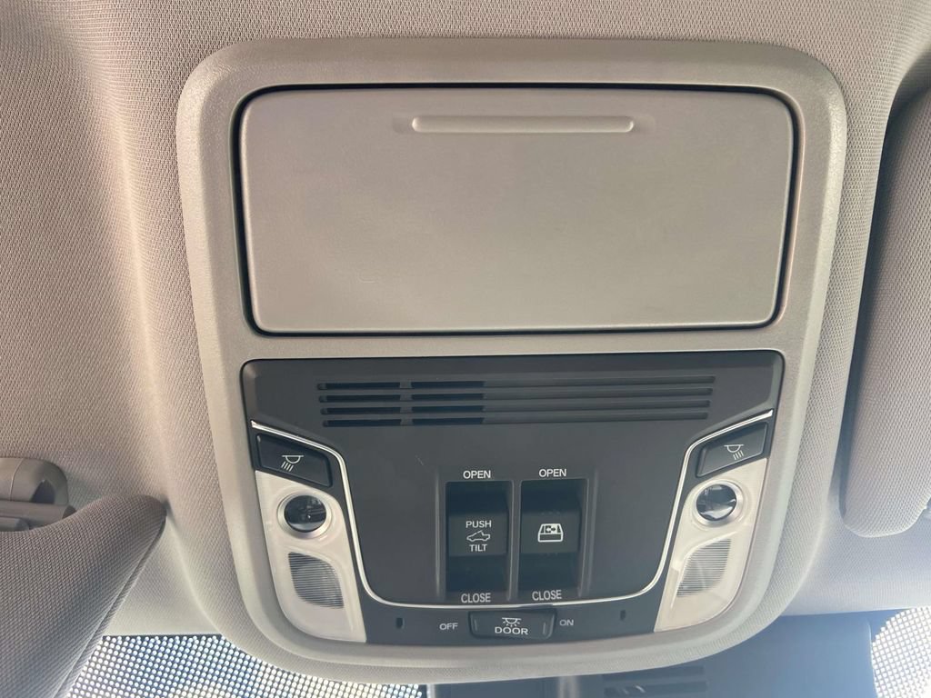 Used 2025 Honda Ridgeline RTL+ image 29
