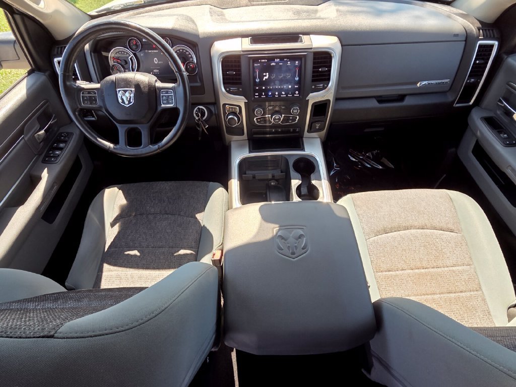 Used 2019 RAM 1500 Big Horn RWD image 25