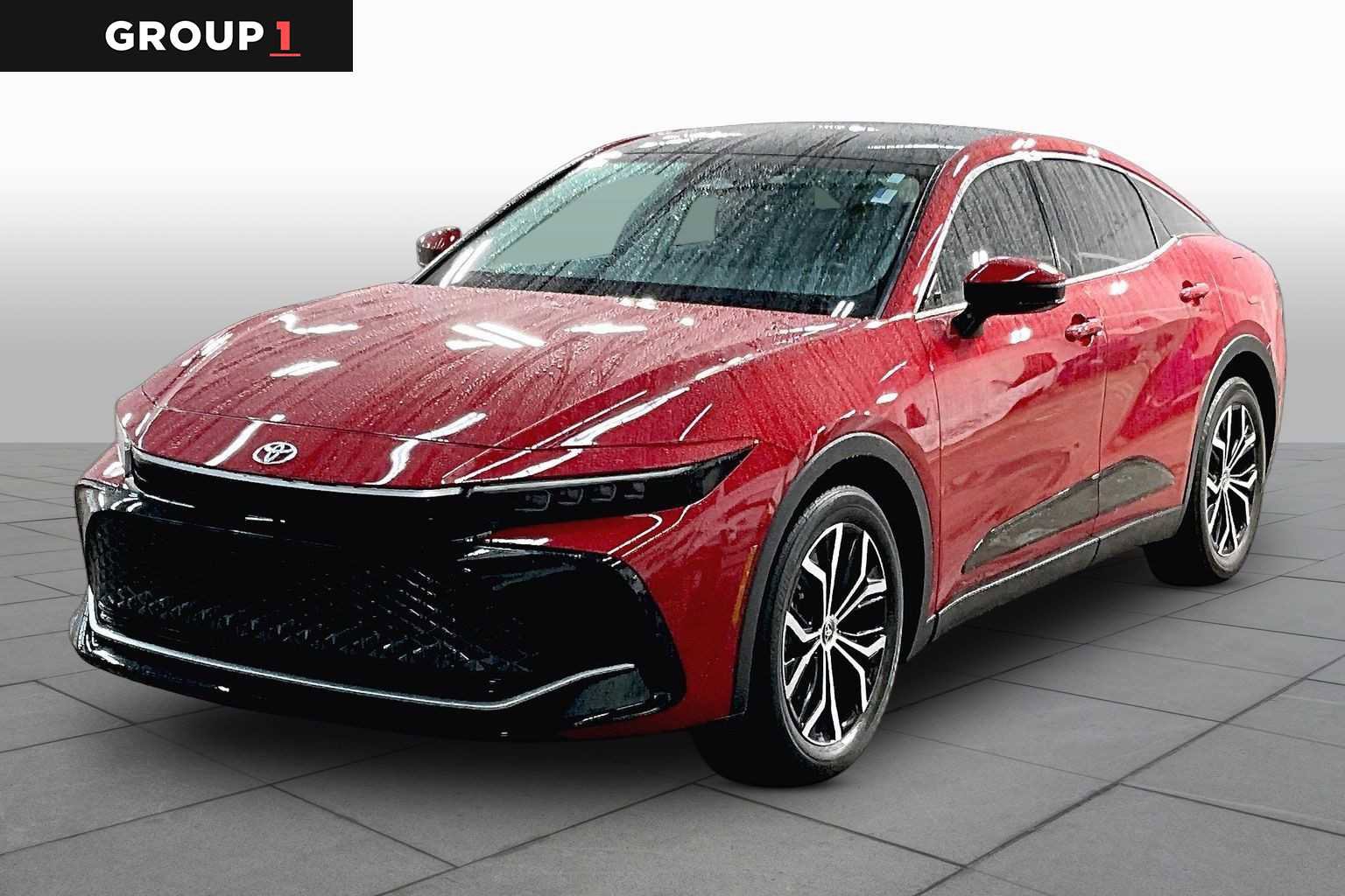 Used 2023 Toyota Crown AWD/4WD image 1