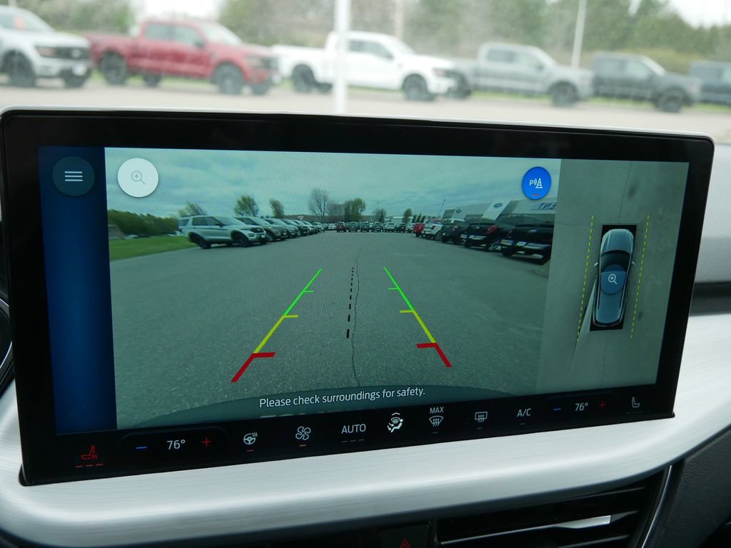New 2025 Ford Escape SE w/ PHEV Premium Package FWD image 23